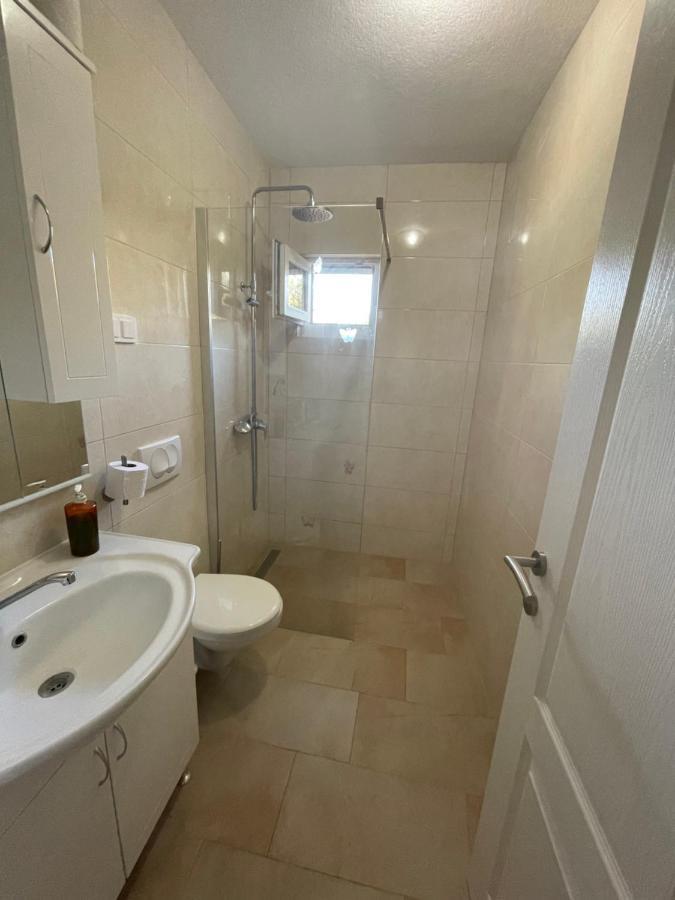 Apartments Antica Vrboska Ngoại thất bức ảnh