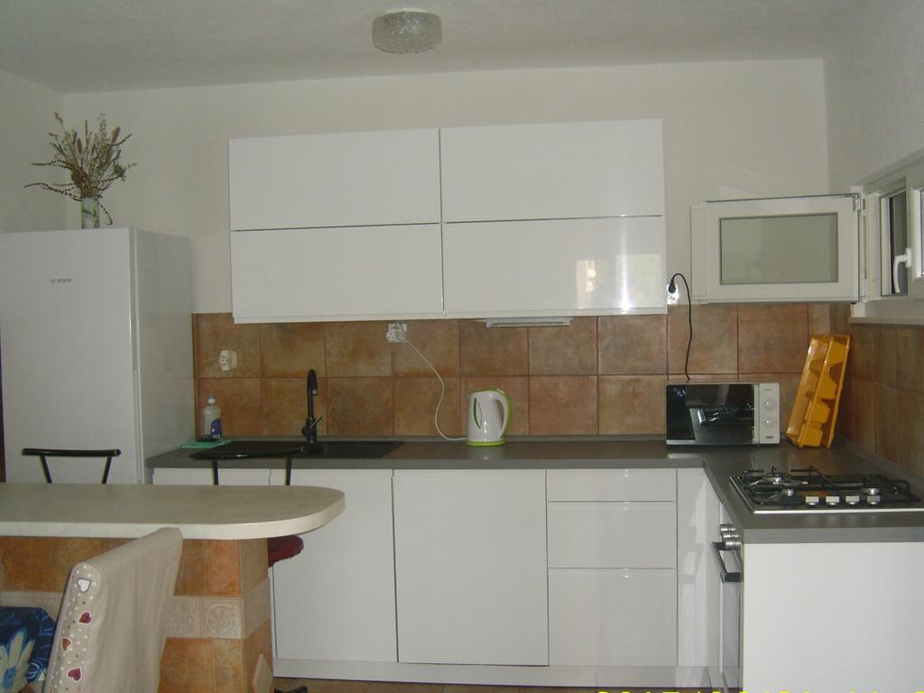 Apartments Antica Vrboska Ngoại thất bức ảnh