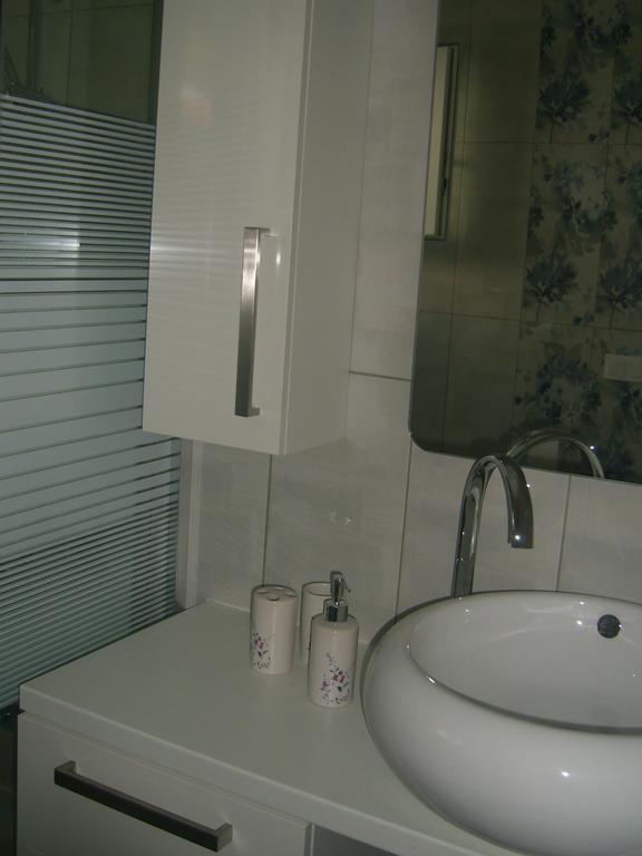 Apartments Antica Vrboska Ngoại thất bức ảnh
