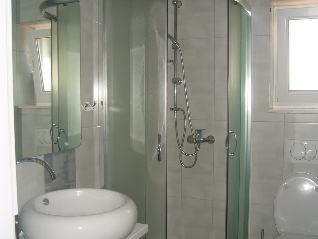 Apartments Antica Vrboska Ngoại thất bức ảnh